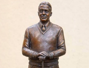 The USGA Bob Jones Award for Sportsmanship. (Photo from zenosfrudakis.com)